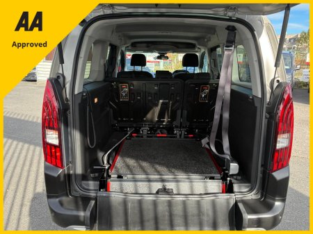 2022 Peugeot Rifter Allure Horizon L2 Wheelchair Accessible Taxi €42,950 thumbnail