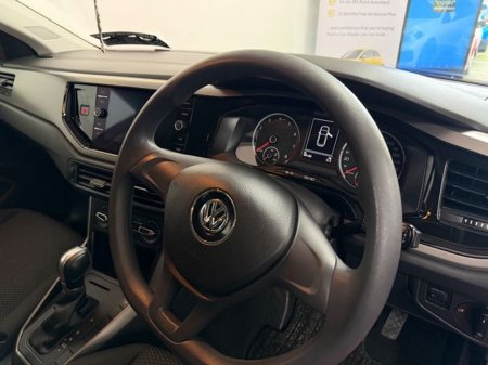 2018 Volkswagen Polo 1.0 Petrol 5DR Auto €17,777 thumbnail