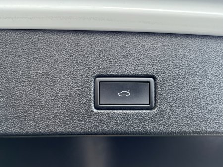 2023 Volkswagen T-Roc - thumbnail 8