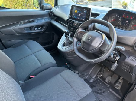 2023 Peugeot Partner ACTIVE PLUS 1.5 BLUE  LWB €17,950 thumbnail