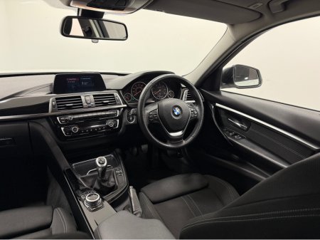 2017 BMW 3 Series SPORT 320 D €16,495 thumbnail