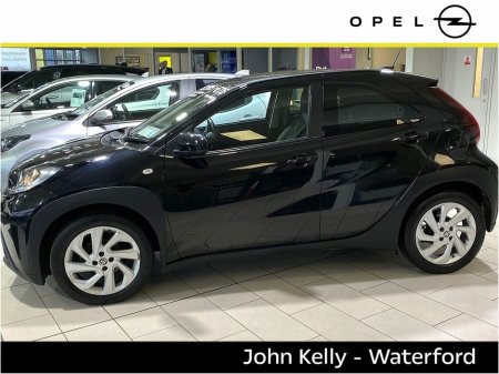 2023 Toyota Aygo X - thumbnail 3