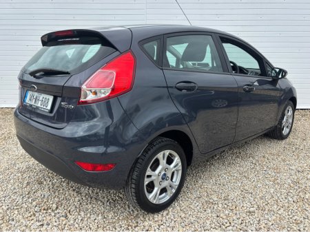 2014 Ford Fiesta - thumbnail 8