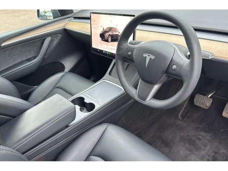 2023 Tesla Model Y - thumbnail 6