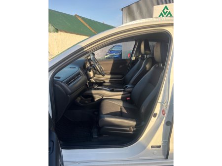 2021 Honda Vezel  €24,500 thumbnail