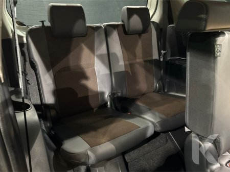 2020 Toyota Sienta - thumbnail 15