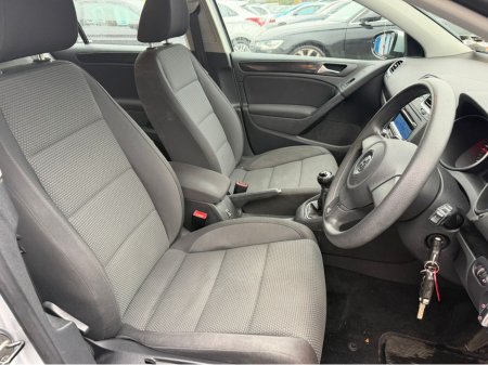 2010 Volkswagen Golf 1.6 TDI SE 105PS 5DR €5,990 thumbnail