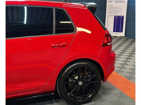 2015 Volkswagen Golf 1.4 TSI 5DR 150HP Highline €15,900 thumbnail