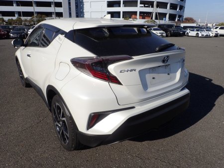 2018 Toyota C-HR - thumbnail 6