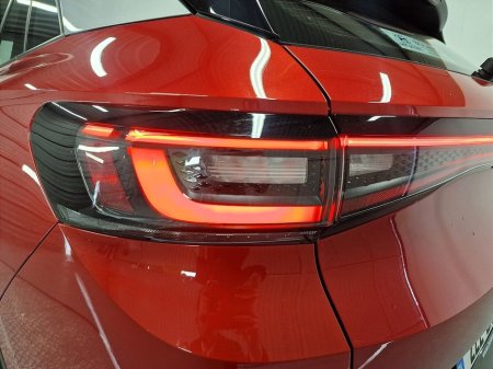 2022 Volkswagen ID.4 LIFE 77kWh 204HP €23,975 thumbnail
