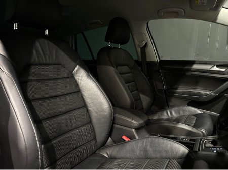 2020 Volkswagen Golf E 136 BHP AUTO E-GOLF €13,950 thumbnail