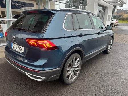 2023 Volkswagen Tiguan 2.0 TDI 150HP Elegance 7sp DSG Auto Mint Pan Roof €41,995 thumbnail