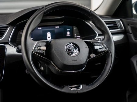 2022 Skoda Superb AMB 2.0tdi 150HP 5DR €27,950