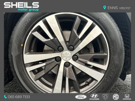 2022 Peugeot 5008 - thumbnail 8