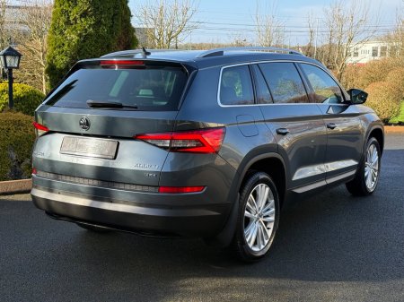 2019 Skoda Kodiaq 2.0 TDI 150HP 4X4 Style 7 Seat €25,900 thumbnail