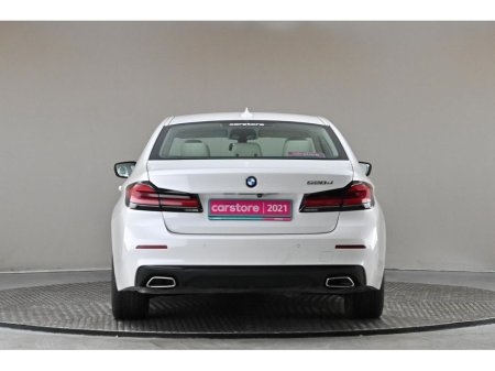 2021 BMW 5 Series - thumbnail 8