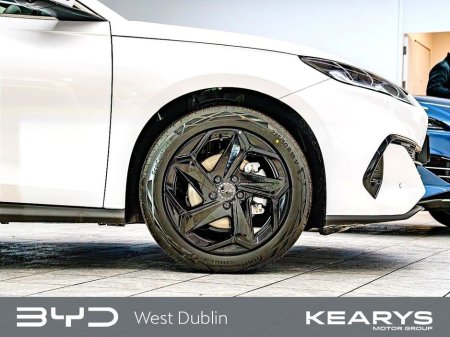 2026 BYD Seal 6 - thumbnail 7