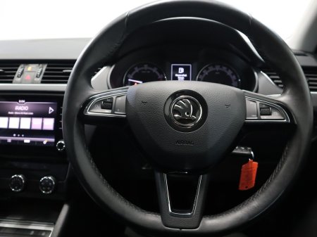 2020 Skoda Octavia - thumbnail 12