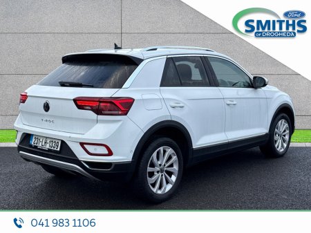 2023 Volkswagen T-Roc STYLE 1.5TSI 150HP €32,950 thumbnail
