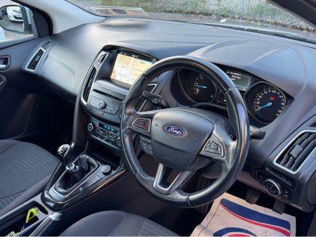 2018 Ford Focus - thumbnail 6