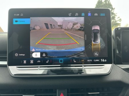 2026 Volkswagen T-Roc - thumbnail 15