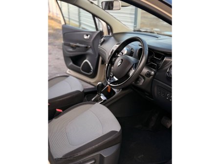 2016 Renault Captur - thumbnail 23