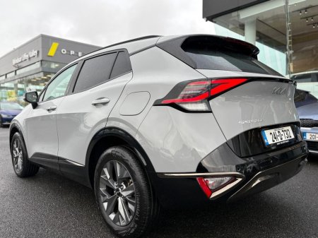 2024 Kia Sportage HEV Anniversary Edition €39,995 thumbnail