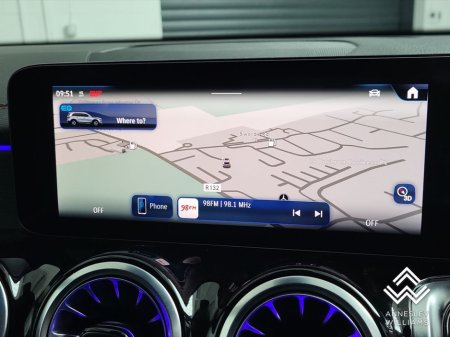 2025 Mercedes-Benz EQB - thumbnail 17