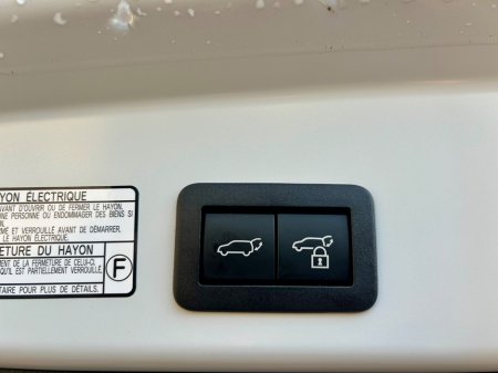 2023 Toyota Corolla Cross - thumbnail 22