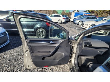 2013 Volkswagen Golf - thumbnail 11