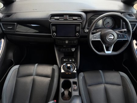 2024 Nissan Leaf - thumbnail 9