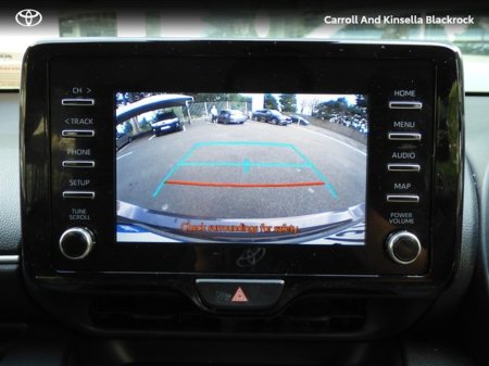 2021 Toyota Yaris Hybrid Luna €20,950 thumbnail