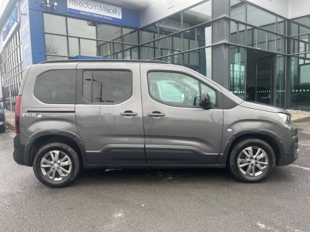 2024 Peugeot Rifter - thumbnail 6