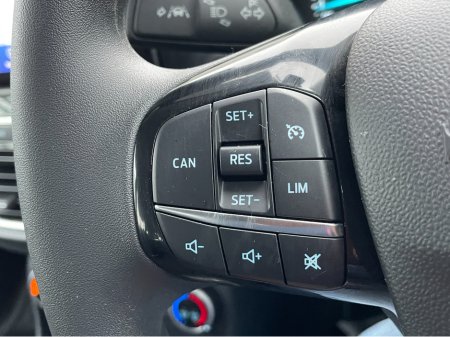 2022 Ford Fiesta TREND CONNECTED 1.0T 100 5DR LOW KMS €17,995 thumbnail