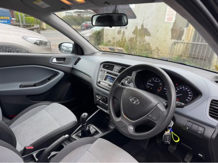 2016 Hyundai i20 Ideal starter car €9,200 thumbnail