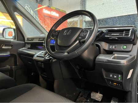 2018 Honda Stepwagon €24950 2018 HONDA STEPWAGON SPADA G HYBRID SENSING 7 SEATS 2.0 AUTOMATIC / CRUISE CONTROL / REVERSE CAMERA / ELECTRIC DOORS €24,950 thumbnail