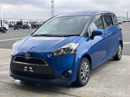 2016 Toyota Sienta  €11,999