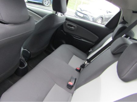 2018 Toyota Yaris 1.5 LUNA 4DR thumbnail