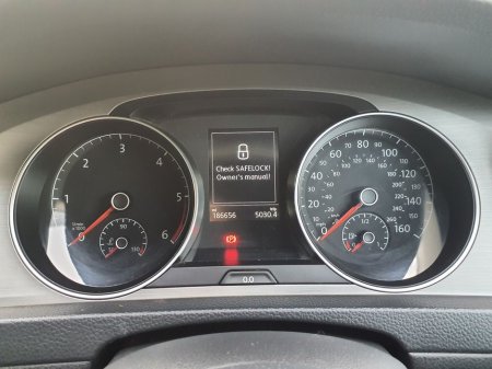 2015 Volkswagen Golf 1.6 TDI Match €8,950 thumbnail