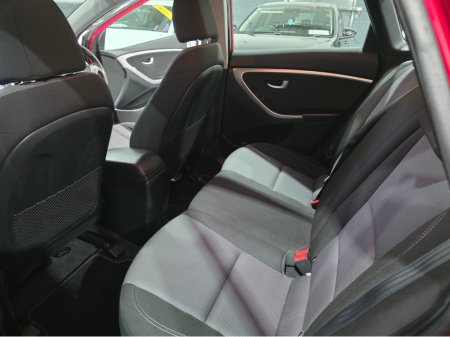 2013 Hyundai i30 - thumbnail 15