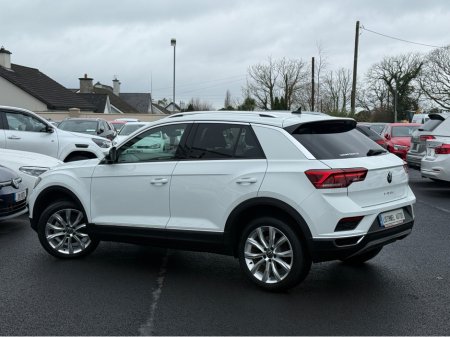 2022 Volkswagen T-Roc STYLE 2.0 150BHP AUTO * REAR VIEW CAMERA, PARKING SENSORS FRONT & REAR, APPLE CARPLAY//ANDROID AUTO, ADAPTIVE CRUISE CONTROL, ISOFIX CHILD SEAT ANCHOR, DUAL ZONE CLIMATE CONTROL, 2 YEAR NEW NCT * €30,950 thumbnail
