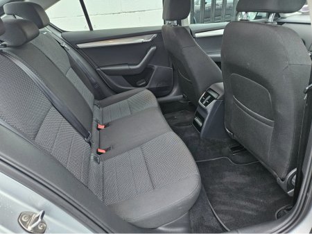 2014 Skoda Octavia AMBITION 1.2 TSI 105HP DGS 4 4DR AUTO €9,950 thumbnail