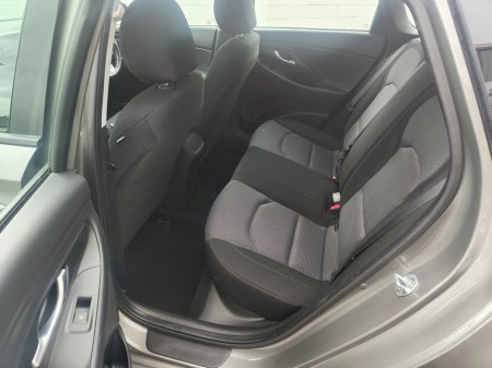 2020 Hyundai i30 - thumbnail 12