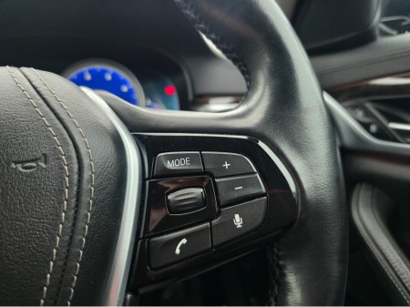 2017 BMW 5 Series 523D LUXURY - CARPLAY NAVIGATION EDITION FULL LEATHER ELECTRIC HEATED SEATS - 360 REVERCE CAMERA - PRIVACY GLASS €24,950 thumbnail