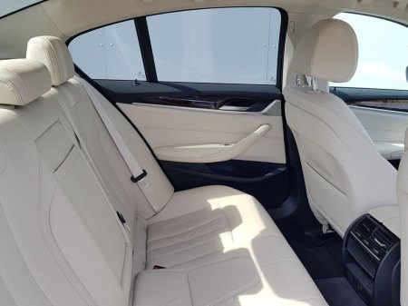 2019 BMW 5 Series - thumbnail 11