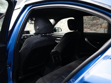 2013 BMW 3 Series - thumbnail 26