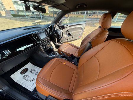 2017 Volkswagen Beetle - thumbnail 15