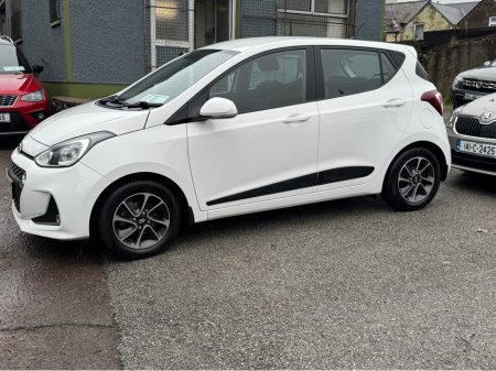 2019 Hyundai i10 very low mileage €11,400