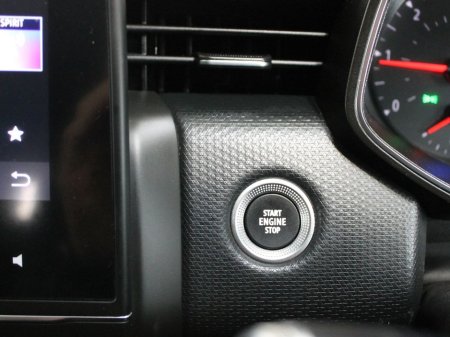 2020 Renault Clio - thumbnail 24