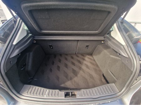 2015 Ford Focus - thumbnail 32